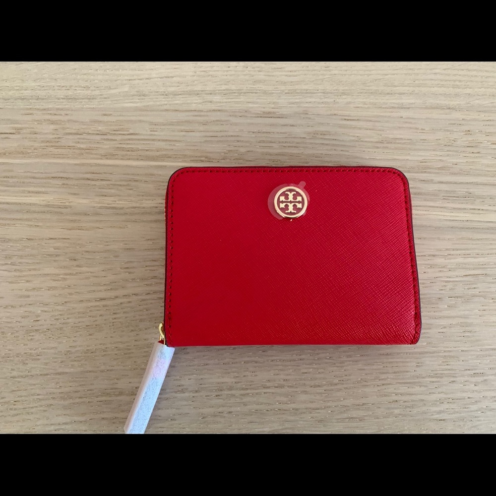 Tory Burch Robinson zip coin case